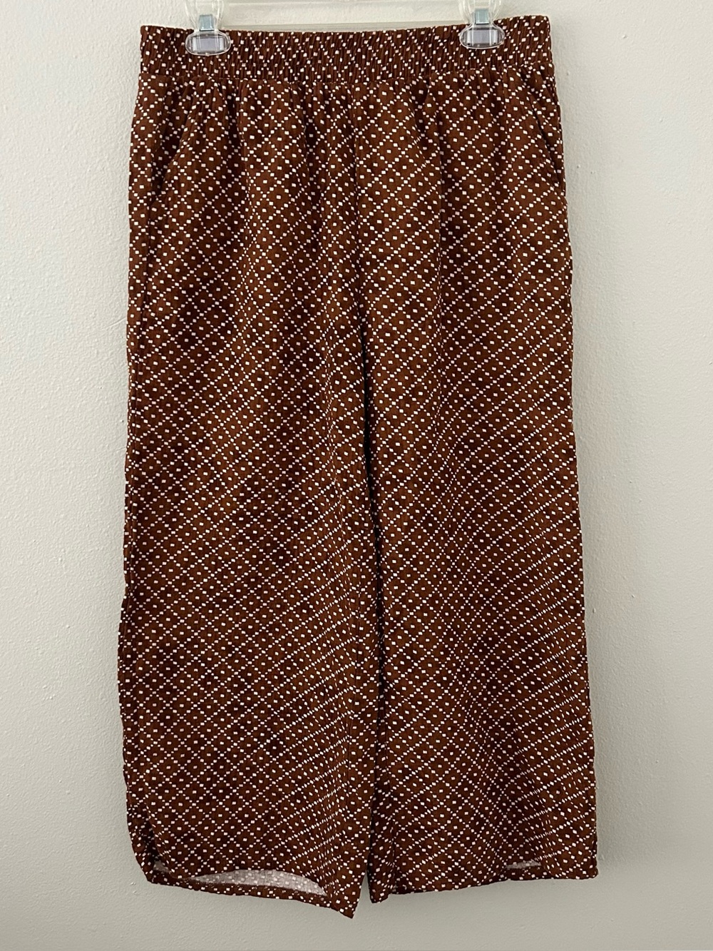 Hurley Brown Wide-Leg Pants with White Diamond Print